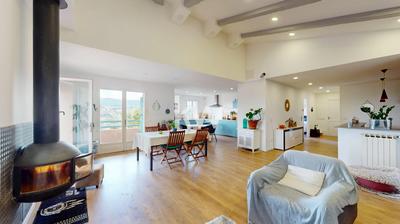 Maison - 157 m² - 5 pièces