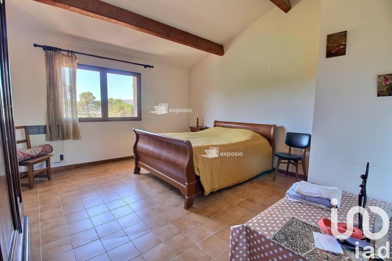 Maison - 242 m² - 6 pièces