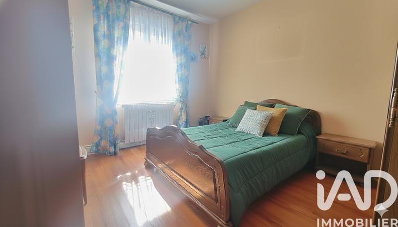 Maison de ville - 185 m² - 9 pièces