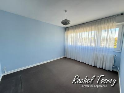 Appartement - 95 m² - 5 pièces