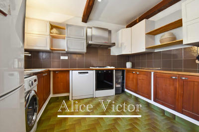 Maison - 355 m² - 12 pièces