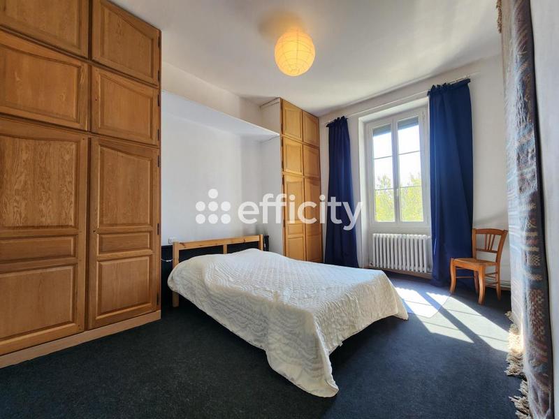 Maison - 145 m² - 6 pièces