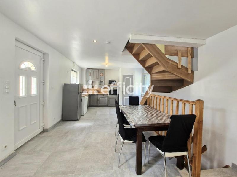 Maison - 120 m² - 3 pièces