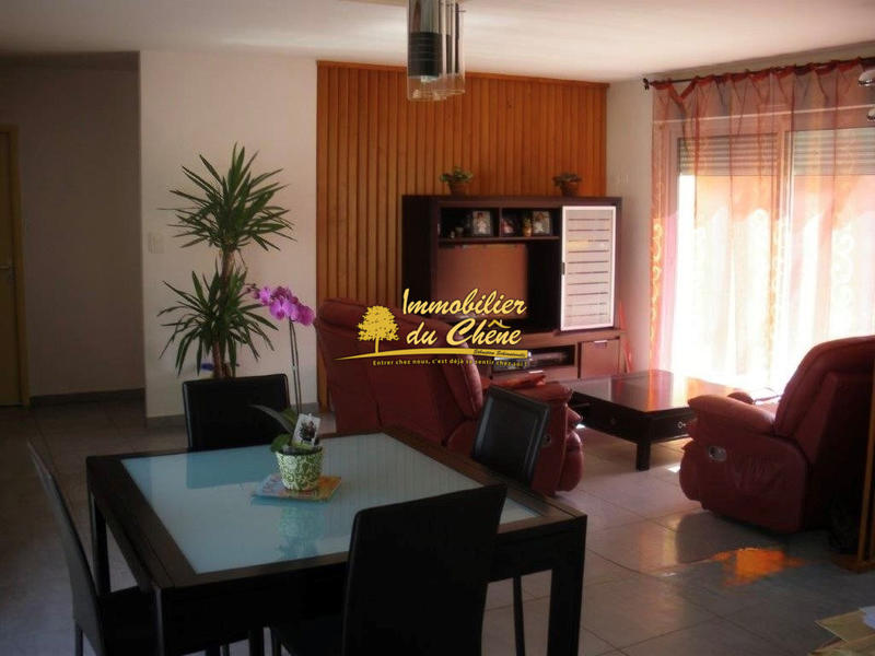 Maison - 101 m² - 5 pièces