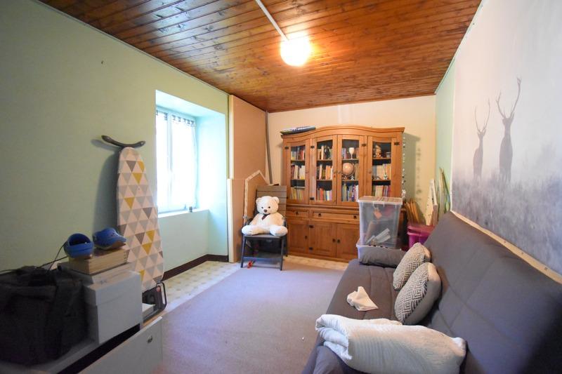 Maison en pierre - 141 m² - 6 pièces