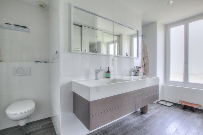 Maison - 200 m² - 6 pièces