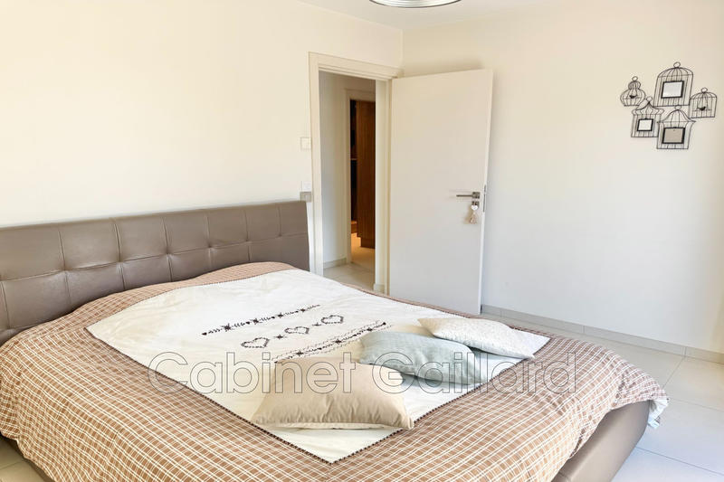 Villa - 195 m² - 6 pièces