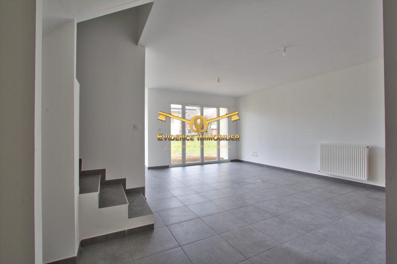 Maison - 100 m² - 4 pièces