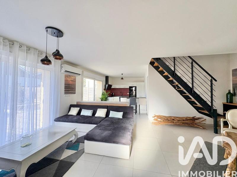 Maison - 107 m² - 5 pièces