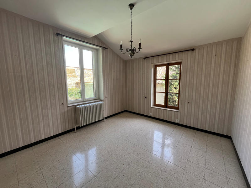 Maison - 185 m² - 7 pièces