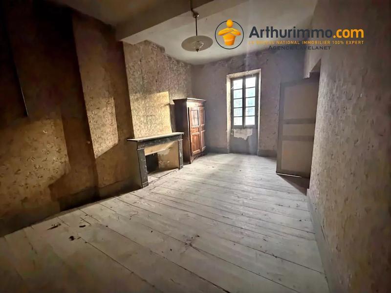 Maison - 346 m² - 21 pièces