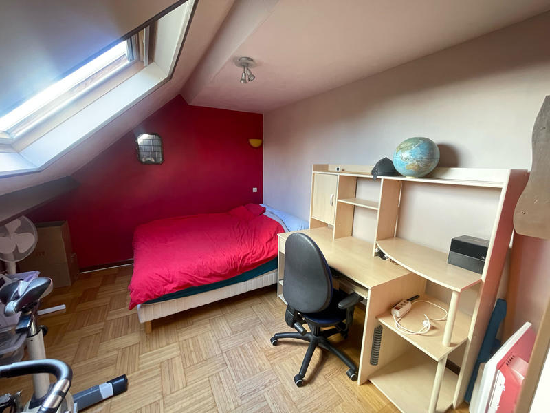 Maison - 92 m² - 6 pièces