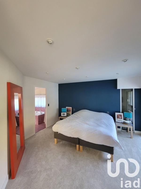 Maison de maîtres - 280 m² - 9 pièces