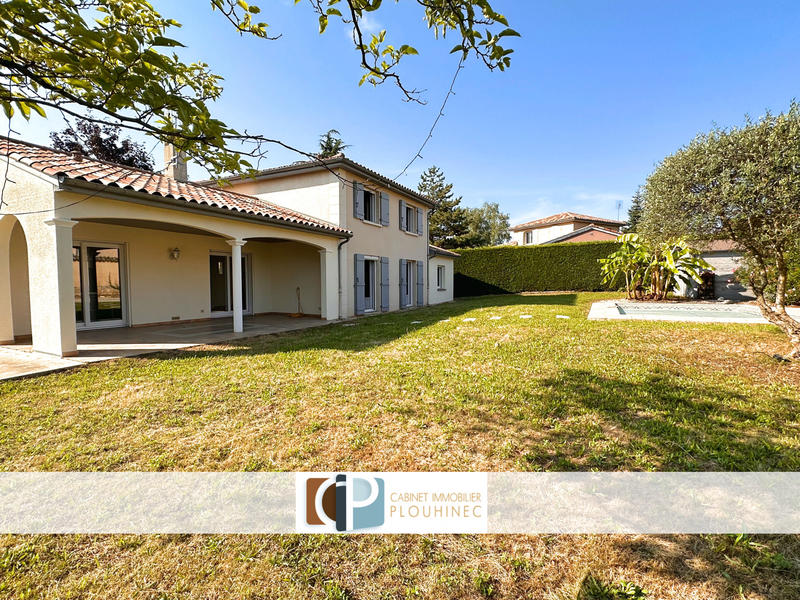 Maison - 163 m² - 7 pièces