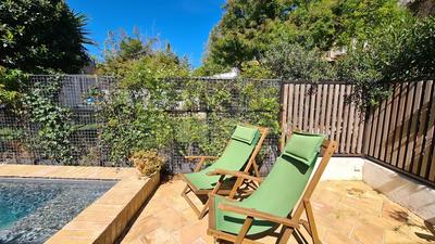 Maison traditionnelle - 260 m² - 10 pièces