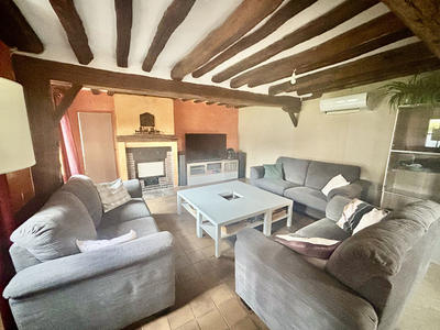 Maison - 174 m² - 8 pièces