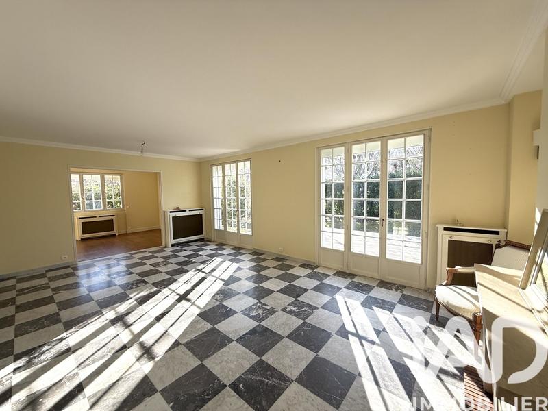 Maison - 153 m² - 8 pièces