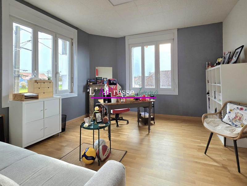 Maison - 290 m² - 10 pièces