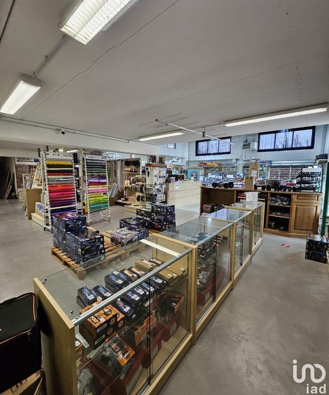 Local commercial - 471 m²