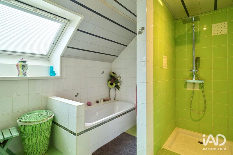 Maison - 360 m² - 9 pièces