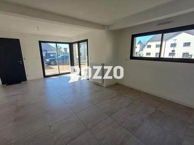 Maison - 104 m² - 6 pièces