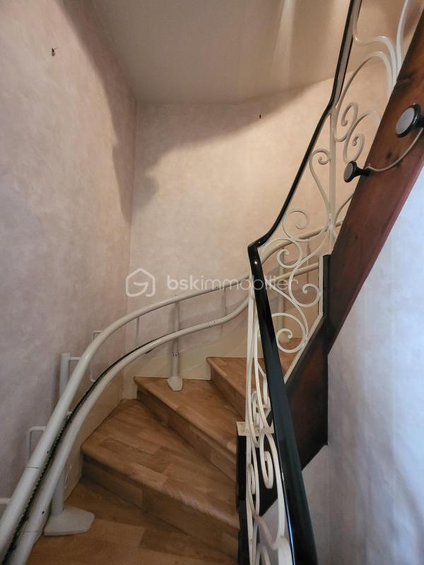 Maison - 95 m² - 4 pièces