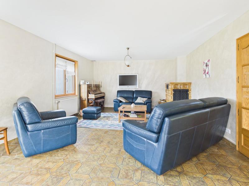 Maison - 146 m² - 9 pièces