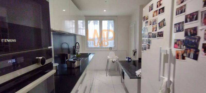 Appartement - 92 m² - 5 pièces