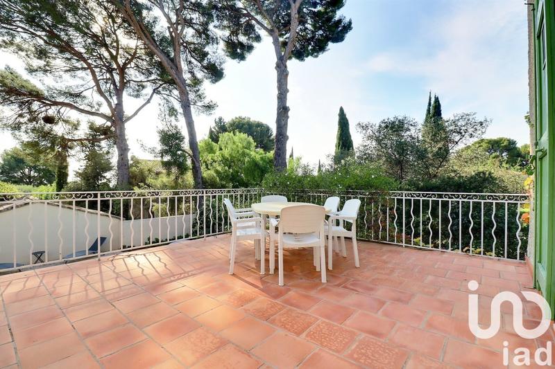 Maison - 198 m² - 5 pièces