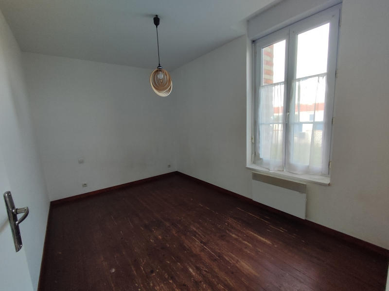 Maison - 95 m² - 5 pièces