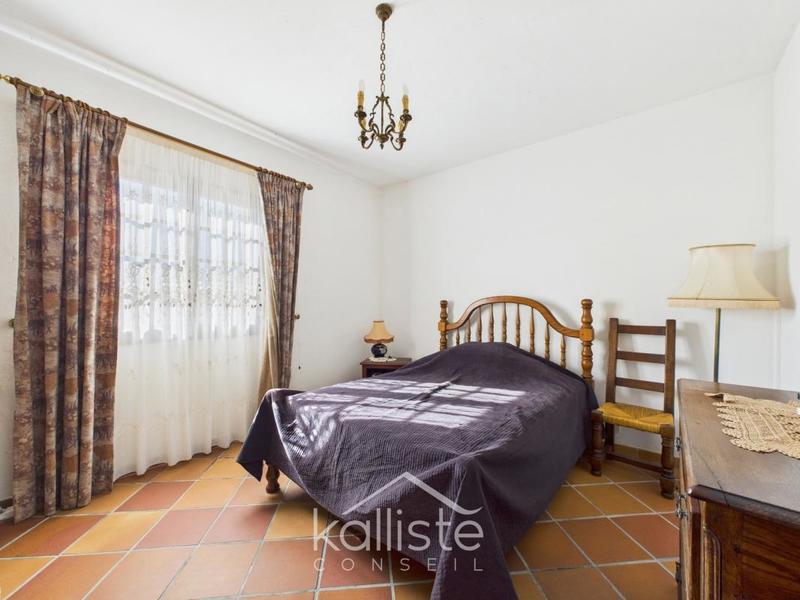 Maison - 166 m² - 6 pièces