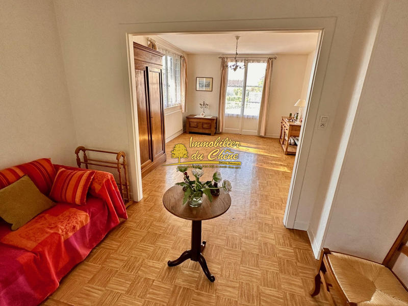 Maison - 137 m² - 6 pièces