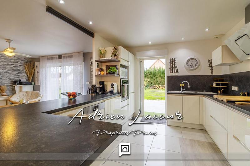 Maison - 144 m² - 7 pièces