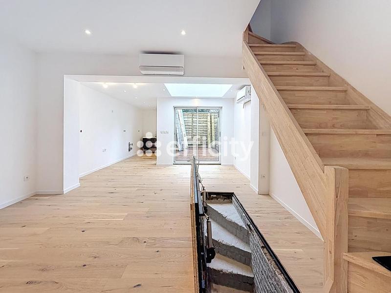 Maison de ville - 100 m² - 4 pièces