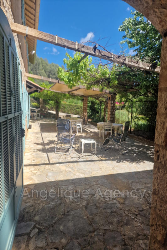 Maison - 191 m² - 6 pièces