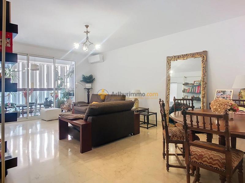 Appartement - 80 m² - 3 pièces