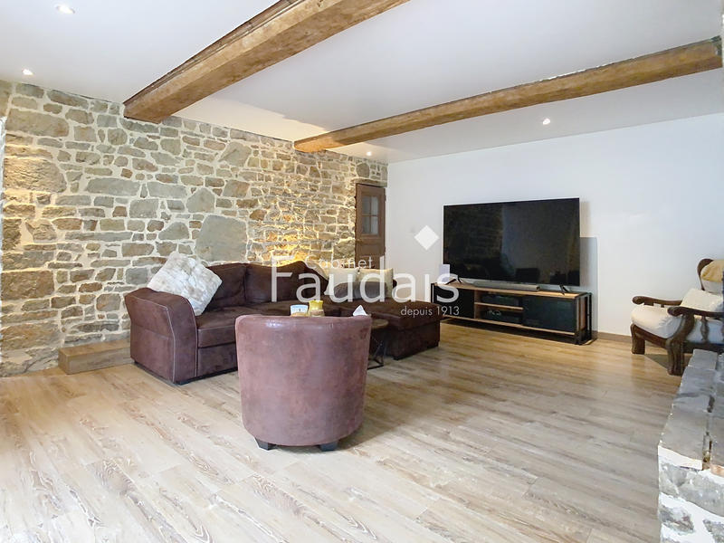 Maison - 171 m² - 6 pièces