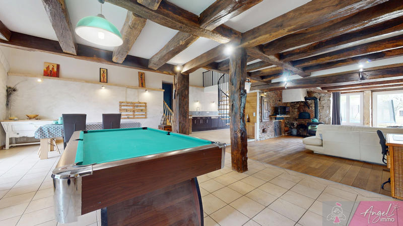 Maison - 174 m² - 5 pièces