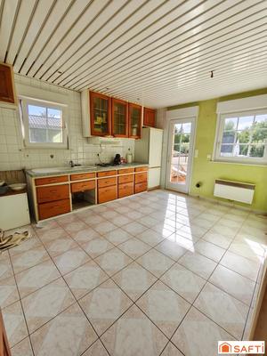 Maison - 180 m² - 7 pièces