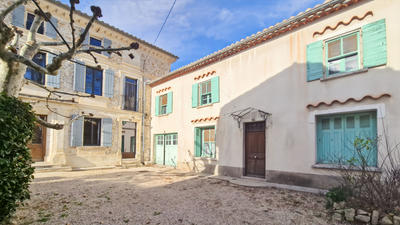 Maison - 278 m² - 7 pièces