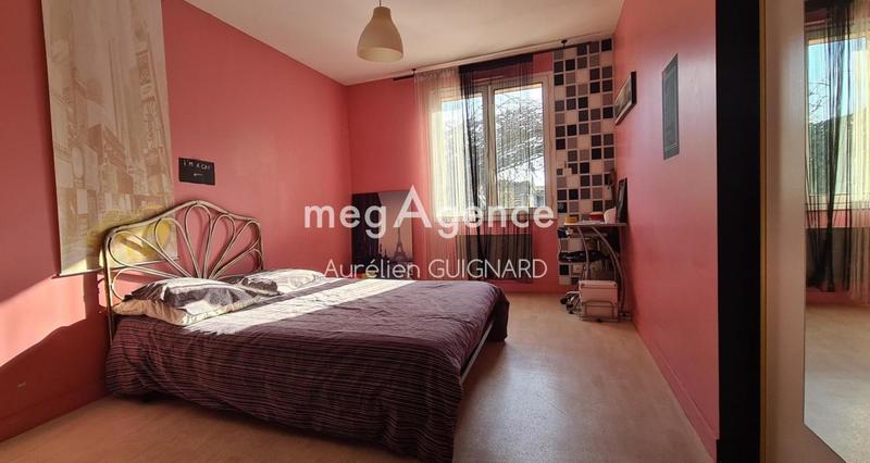 Maison - 153 m² - 9 pièces