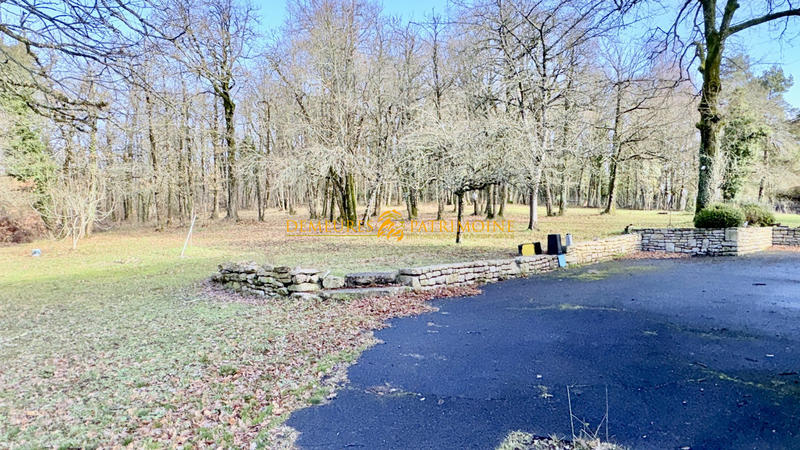 Maison - 246 m² - 6 pièces