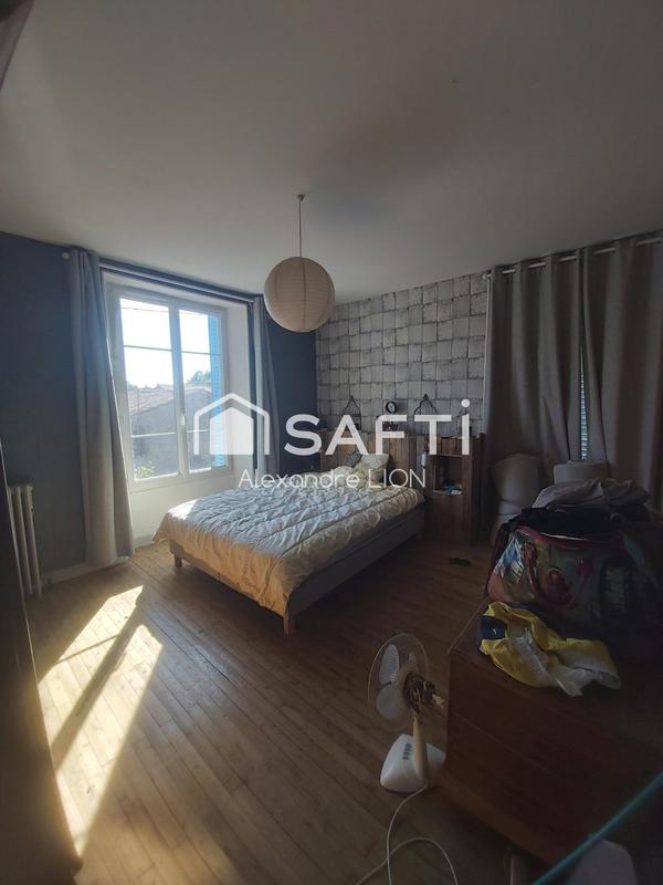 Maison - 180 m² - 4 pièces