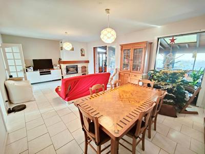 Maison - 124 m² - 6 pièces