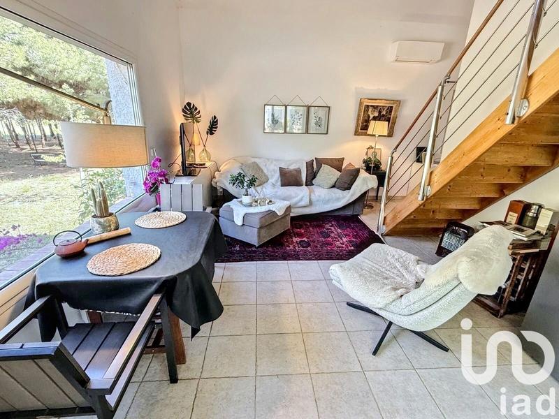 Maison - 252 m² - 12 pièces