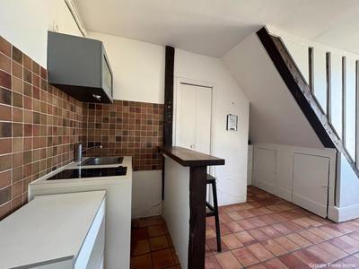 Studio - 12 m² - 1 pièce