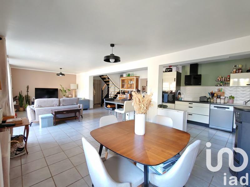 Maison - 143 m² - 5 pièces