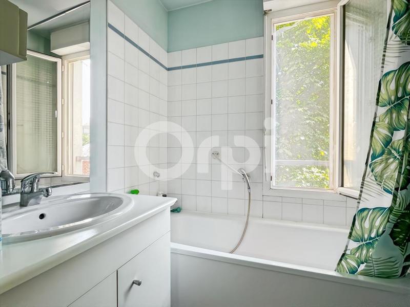 Appartement - 75 m² - 3 pièces