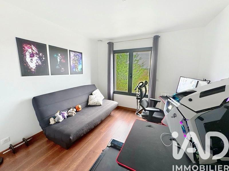 Maison - 122 m² - 7 pièces