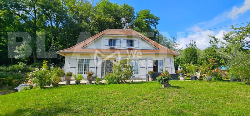 Maison - 140 m² - 6 pièces